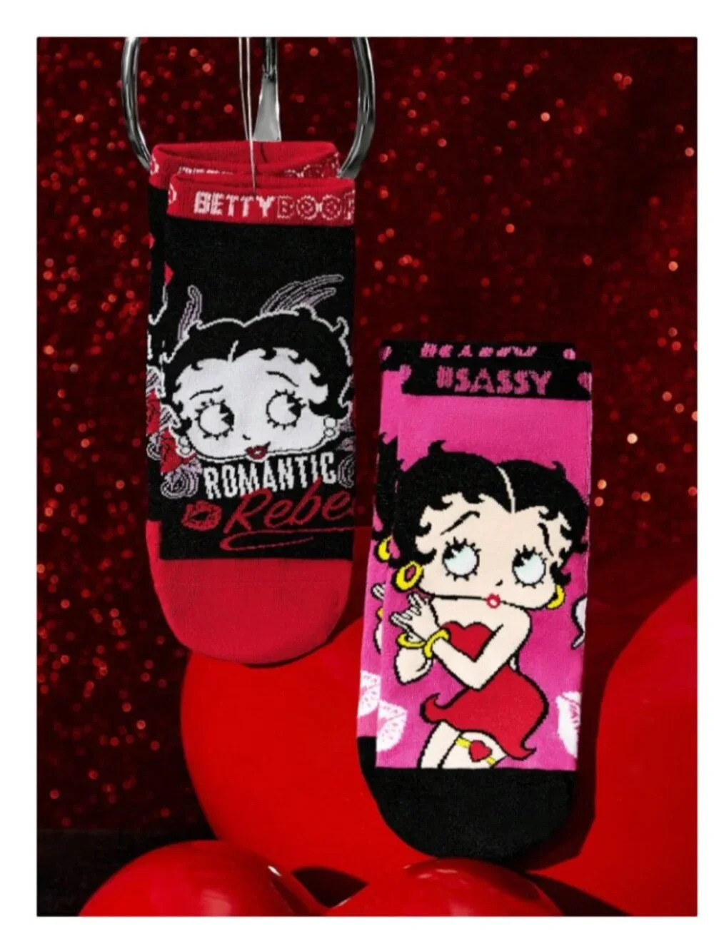Betty Boop Women’s Ankle Socks 2-Pack – Cartoon Character, Hearts & Kiss Print